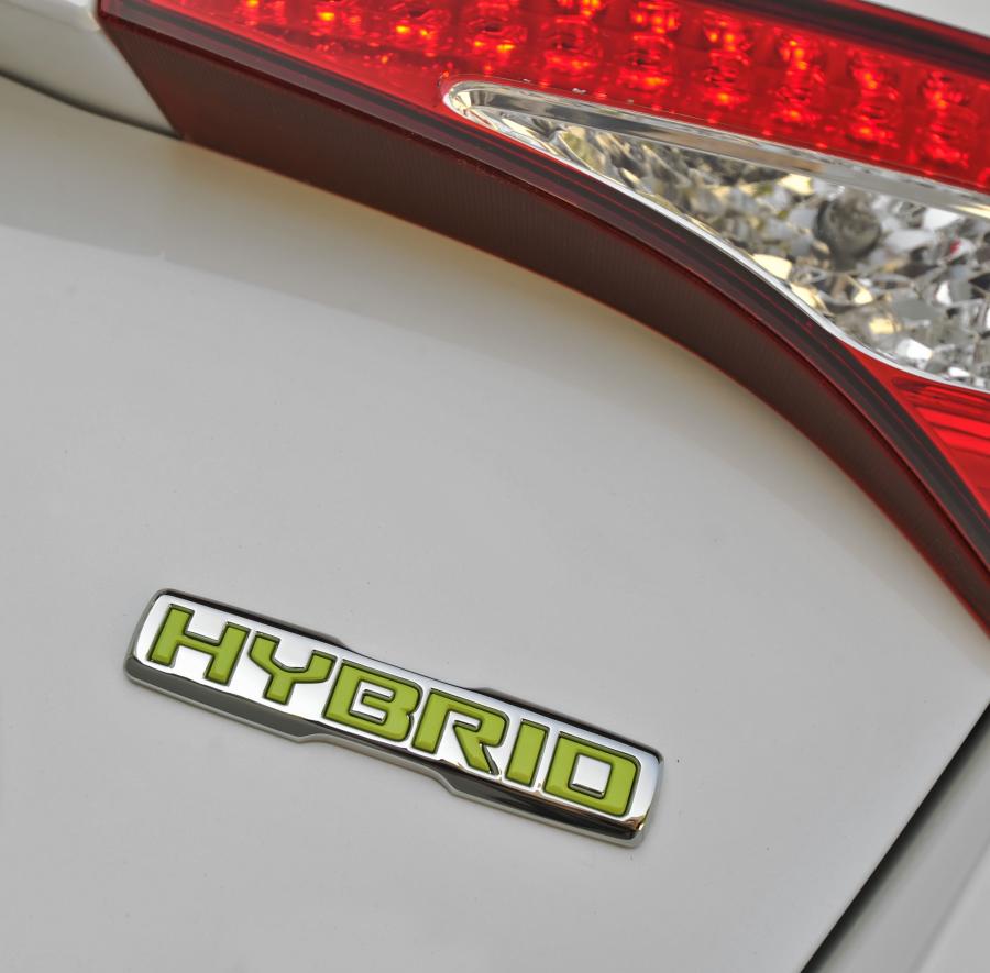  Kia Optima Hybrid 2012 года  (фото 13 из 32)